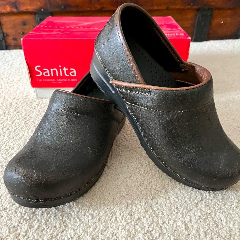 Dansko / SANITA Professional Clogs NWOT
